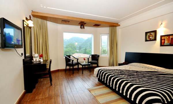 Hotel Suman Paradise ناينيتال الغرفة الصورة